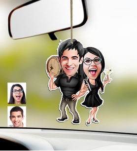 BK Gift Kişiye Özel Sevgililer Karikatürlü Ahşap Araba Dikiz Ayna Süsü-18 (Çok Renkli)