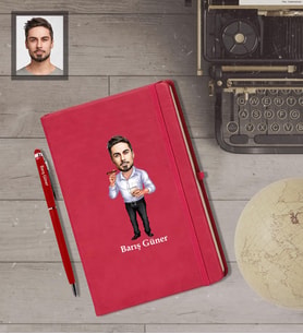 Kişiye Özel Erkek Karikatürlü Kırmızı Defter Kalem Hediye Seti   Bay-13