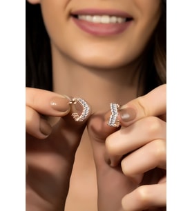 Gümüş Zirkon Taşlı Modern Kesim Tasarım Küpe (Rose)