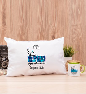 Din Kültürü Öğretmeni Dikdörtgen Yastık ve Yeşil Kupa Bardak