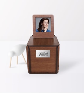 BK Gift Kişiye Özel 12 Fotoğraflı Ahşap Çerçeve