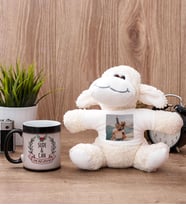 Çiftlere Özel İki İsimli ve Tarihli Sihirli Kupa Bardak ve Peluş Koyun