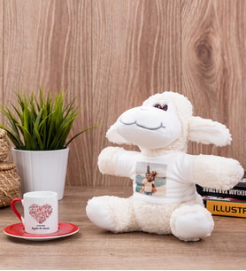 Love Tasarım Hediyelik Kırmızı Türk Kahvesi Fincanı ve Peluş Koyun