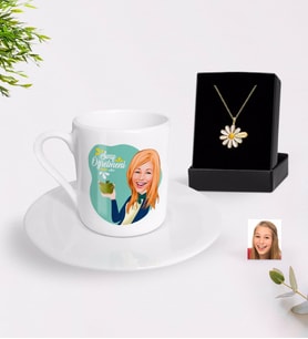 BK Gift Kişiye Özel Bayan Sınıf Öğretmeni Karikatürlü Türk Kahvesi Fincanı ve İsimli Papatya Kolye Hediye Seti-1 (Model 1)