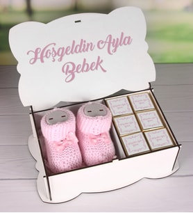 Kişiye Özel Nazarlı Hoşgeldin Bebek Hediye Seti 89285 (Pembe)