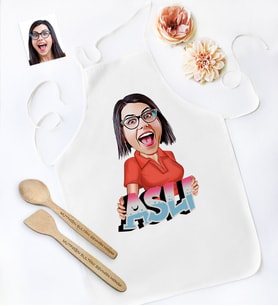 BK Gift Kişiye Özel İsimli Bayan Karikatürlü Mutfak Önlüğü Ahşap Kaşık Spatula Seti