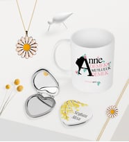 BK Gift Kişiye Özel Anne Demek Mutluluk Demek Kupa Kalp Ayna Papatya Kolye Bileklik Seti (Model 1)