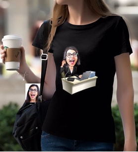 BK Gift Kişiye Özel Bayan Asistan Karikatürlü Siyah T-Shirt
