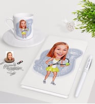 BK Gift Kişiye Özel Bayan Tenis Oyuncusu Karikatürlü Beyaz Defter Kalem Türk Kahvesi Fincanı Seti-2 (Model 1)