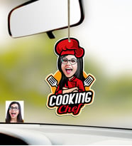 BK Gift Kişiye Özel Bayan Chef Karikatürlü Ahşap Araba Dikiz Ayna Süsü-11 (Çok Renkli)