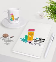 BK Gift Kişiye Özel En İyi Öğretmen Beyaz Defter Kalem Türk Kahvesi Fincanı Seti-10 (Model 1)