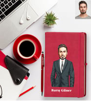Kişiye Özel Kolay Yetişmiyor Karikatürlü Kırmızı Defter Kalem Hediye Seti Mod1