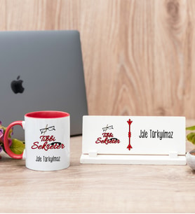 Tekstil Teknolojisi Öğretmeni Kırmızı Kupa Bardak Ve Masa İsimliği Hediye Seti