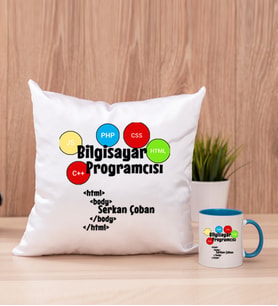 Bilgisayar Programcısı Kare Yastık ve Mavi Kupa Bardak