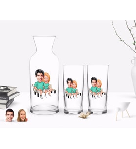 BK Gift Kişiye Özel Renkli Baskılı Sevgililer Karikatürlü İkili Rakı Bardağı ve Karaf Hediye Seti-55 (Model 1)