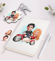 BK Gift Kişiye Özel Sevgili Karikatürlü Beyaz Defter Kalem ve Anahtarlık Hediye Seti-12 (Model 1)