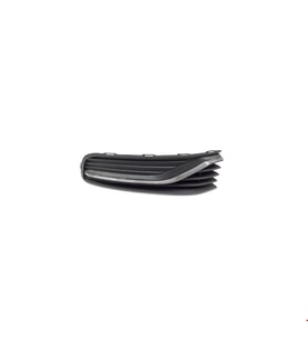 Volkswagen Polo 2014 Ön Tampon Izgara Sağ (Sissiz-Kromlu)