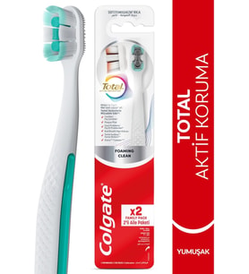 Colgate Total Foaming Clean 1+1 Yumuşak Diş Fırçası