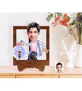 BK Gift Kişiye Özel Erkek Elektrik Mühendisi Karikatürlü Ahşap Standlı 3D Biblo-1 (Beyaz)