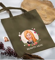 BK Gift Kişiye Özel Anneler Günü Karikatürlü Haki Kumaş Bez Çanta, Baskılı Omuz Çantası, Alışveriş Çantası, Anneye Hediye-1