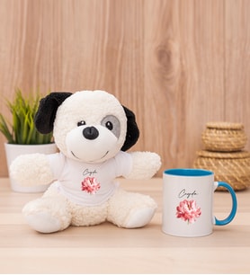 Kişiye Özel Pembe Çiçekli İsme Özel Peluş Köpek ve Mavi Kupa