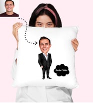 Karikatürlü Erkek Müdür Yönetici Kişiye Özel Yastık