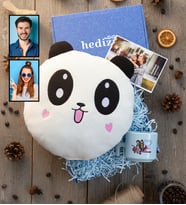 Kişiye Özel Karikatürlü Uçuyorum Aşkından Sevgiliye Hediye Hediye Kutusu - Kişiye Özel T Pastel Kupa, Peluş Yastık, Fotoğraf 1 Adet Sevgililer Günü Hediyesi
