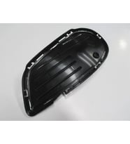 Mercedes C Class- W205- 14/17; Sis Lamba Kapağı Braketi Sağ Sensör Delikli (Amg)(Tw) (Oem No: 205885
