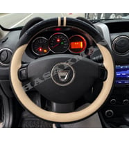 Dacia Sandero Dikme Direksiyon Kılıfı Parlak Siyah Bej Detaylı Bej Çift Yüzük ve Dikiş 2012-2016