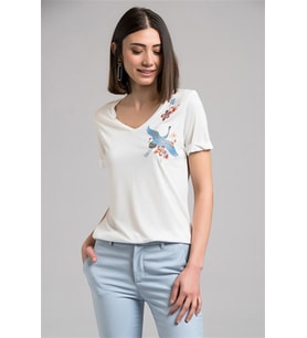 7130562 Leylek Nakışlı V Yaka Boyfriend Kısa Kol Bluz EKRU