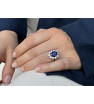 14 Ayar Beyaz Altın Oval Kesim Gerçek Safir ve Yuvarlak Kesim Pırlanta Evlilik Yüzüğü