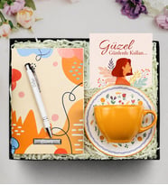 Kişiye Özel Defter & Tükenmez Kalem & Fincan Kadına Hediye Seti