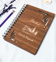 Kişiye Özel İstanbul Desenli Ahşap Kapaklı Defter - Ajanda - İsme Özel - A5 60 Yaprak (120 SAYFA) Hediyelik (Gümüş)