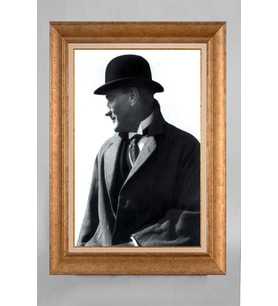 Altın Varaklı Paspartulu Çerçeveli Atatürk Tablo sd305