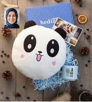 Kişiye Özel Karikatürlü Best Mom Ever Anneye Hediye Hediye Kutusu - Kişiye Özel T Pastel Kupa, Peluş Yastık, Fotoğraf 1 Adet Anneler Günü Hediyesi