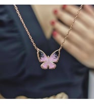 Kelebek Minimal Lazer Geçişli Kolye (Karışık)