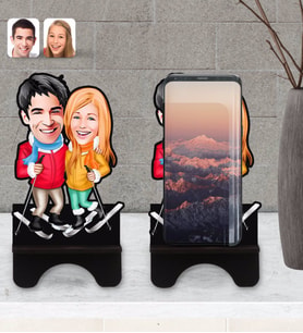 BK Gift Kişiye Özel Sevgililer Karikatürlü Ahşap Biblo Telefon Standı-107