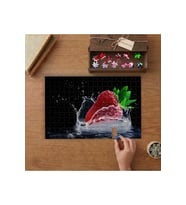 Suya Düşen Çilek Tasarımı 240 parça Ahşap Puzzle Ahşap Kutuda MP04070
