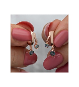 Gümüş Rose Sallantılı Mistik Topaz Kadın Küpe CSR2185437
