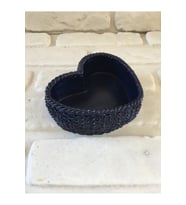 Dekoratif Örgü Desenli Kalp Beton Saksı Lacivert 10*14*4 Cm