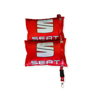 Seat Kırmızı Seyahat Boyun Yastığı 2’li Set & Araç Ayna Askısı  Şık ve Konforlu Oto Aksesuar Seti