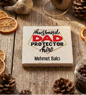 Kişiye Özel  Husband Dad Protector Hero Bardak Altlığı Babalar Günü Hediyesi (Krem)