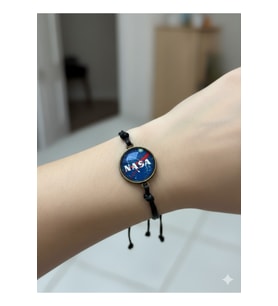 NASA Logolu Ayarlanabilir Siyah İp Bileklik – Unisex Uzay Temalı Şık Tasarım