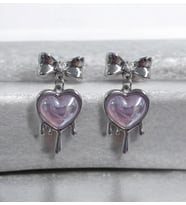 Dükkan Design Kurdele Detaylı Y2K Melting Heart Küpe