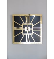 Siyah Kare Dekoratif Duvar Saati Altın Sarısı Roma Rakamlı 40x40 Cm Ev & Ofis Saati