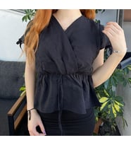 Omuzu Bağlamalı Wrap Yaka Siyah Bluz KT02091