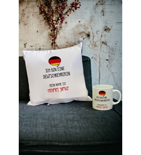 Almanca Öğretmenine Hediye Kupa Bardak ve Yastık Set 002 (Beyaz)