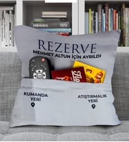 eJOYA Kişiye Özel Tasarım Atıştırmalık Ve Kumanda Cepli Yastık 111588 (Gri)