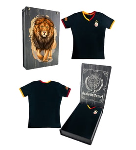 Galatasaray Orijinal Lisanslı 5 Yıldızlı Siyah Basic Çocuk T-shirt Gs Aslan Baskılı Hedi