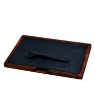 Lava Döküm Ahşap ve Döküm Demir Hot Plate Servis Tahtası. Ölçü 22x33cm.